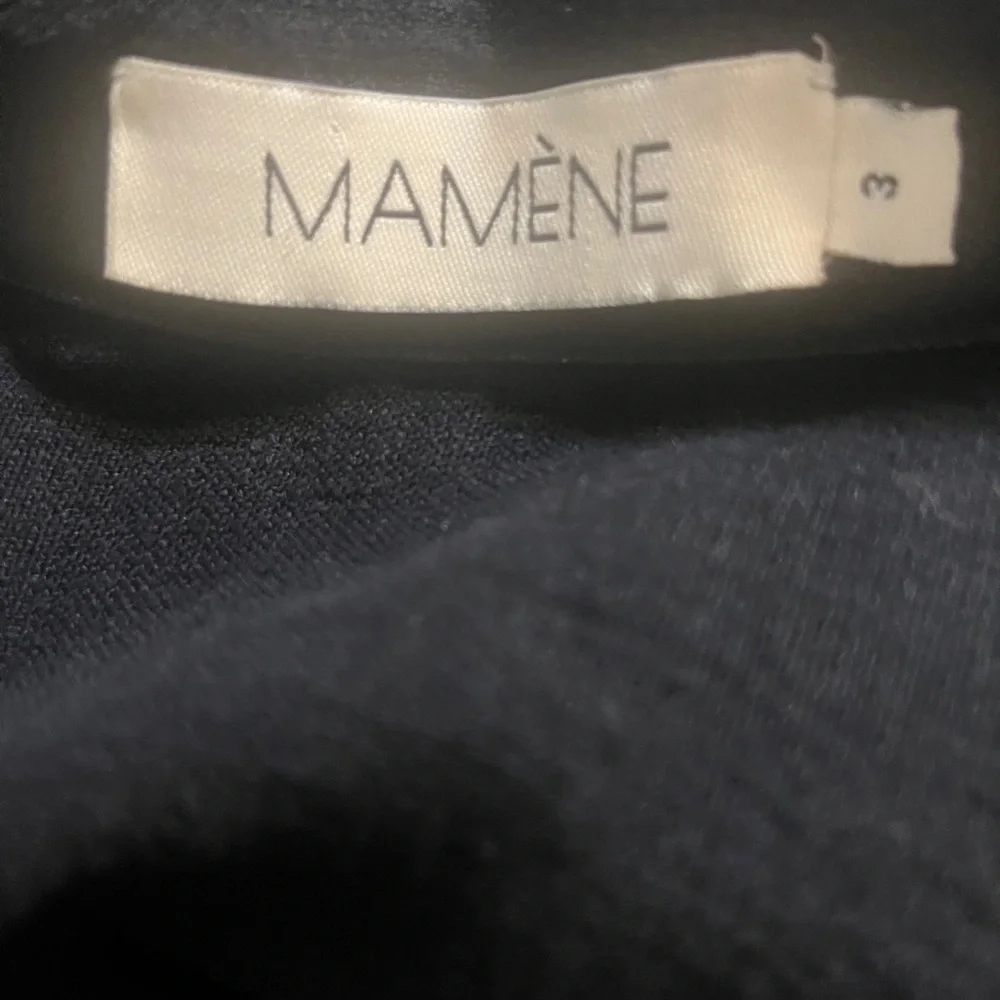 Mamène Florence Oversized
Maxi Shirt Dress Size L
Black Linen Lagenlook - Picture 7 of 7